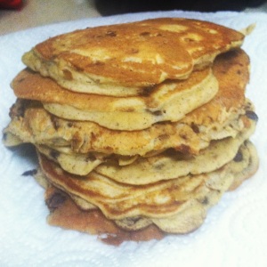 paleo choco chip pancakes